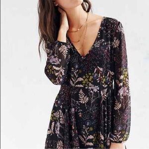 Anthropologie Kimchi Blue Long Sleeve Floral Mini Dress Size 0